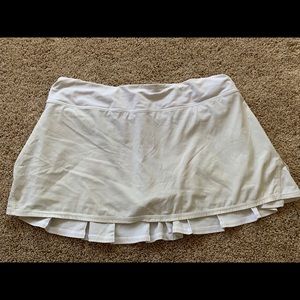 Lululemon White Size 8 Skirt